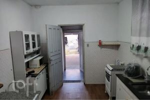 Image 3 - 842093