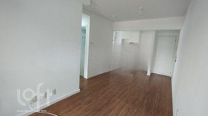 Image 7 - 842097