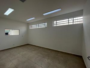 Image 19 - 842131