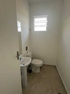 Image 1 - 842131