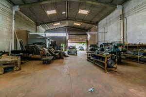 Image 4 - 842153