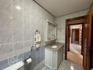 Image 13 - 842154