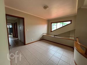Image 21 - 842154