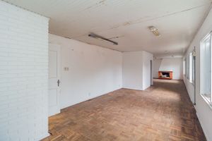 Image 45 - 842159
