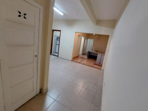 Image 4 - 842160