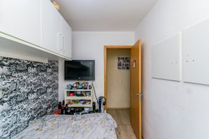Image 8 - 842169