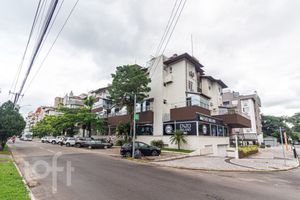 Image 25 - 842244