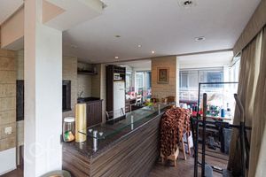 Image 9 - 842244