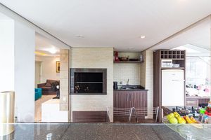 Image 8 - 842244