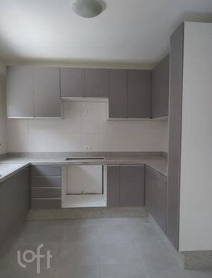 Image 3 - 842252