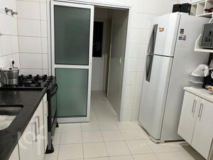Image 12 - 842277