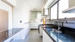 Image 21 - 842344