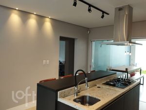 Image 3 - 842424