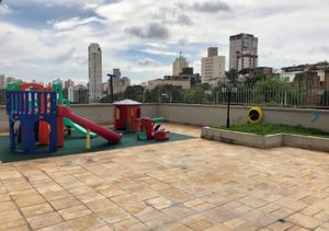 Image 1 - 842426