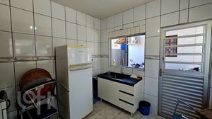 Image 3 - 842436