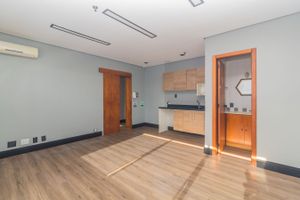 Image 3 - 842445