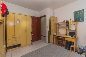 Image 7 - 842520