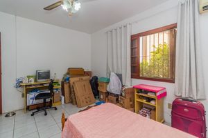 Image 11 - 842520
