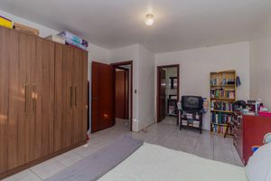 Image 15 - 842520