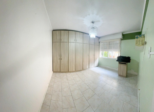 Image 7 - 842527