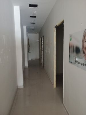 Image 10 - 842535