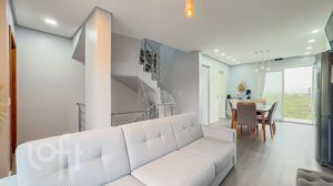 Image 4 - 842596