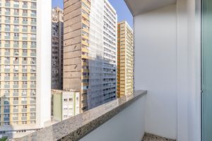 Image 15 - 842599