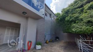 Image 34 - 842640