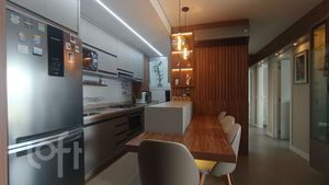 Image 11 - 842715