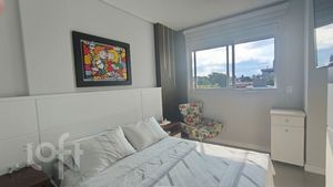 Image 3 - 842715