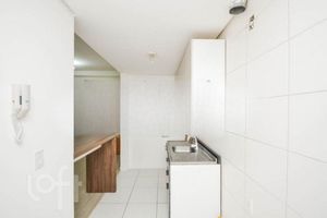 Image 13 - 842717
