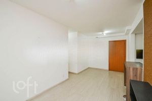 Image 1 - 842717