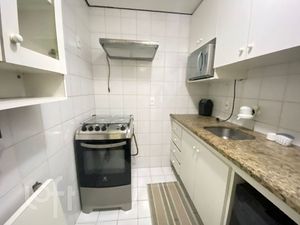 Image 11 - 842726