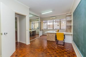 Image 8 - 842731