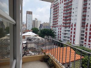 Image 10 - 842759