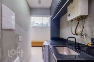 Image 13 - 842766
