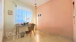Image 18 - 842772