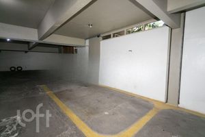 Image 39 - 842787
