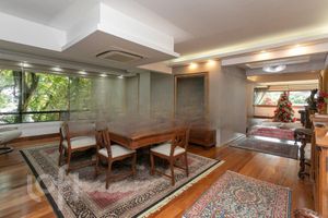 Image 13 - 842787