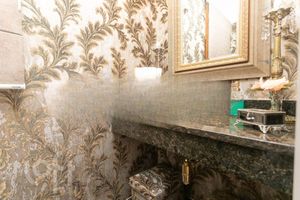 Image 11 - 842787