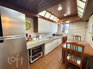 Image 13 - 842829