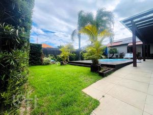 Image 19 - 842837