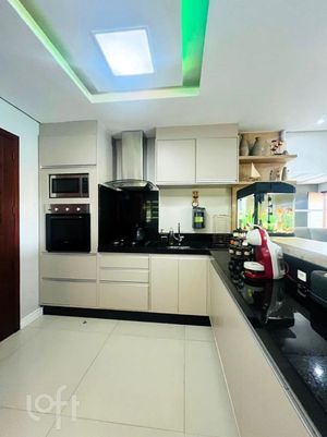 Image 35 - 842837