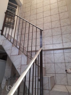 Image 3 - 842843