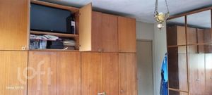 Image 5 - 842885
