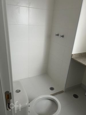 Image 14 - 842887