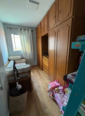 Image 4 - 842996