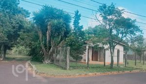 Image 1 - 842998