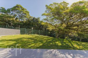 Image 3 - 843260