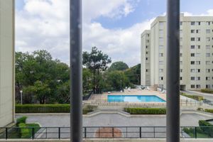 Image 9 - 843267